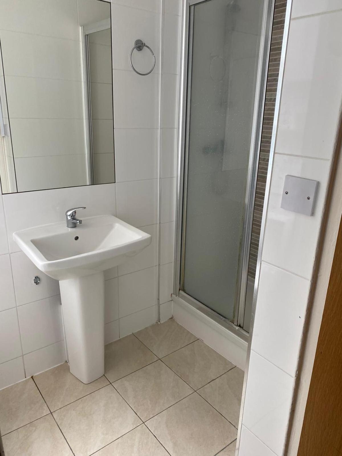 The Beverley Apartments London - Victoria Экстерьер фото