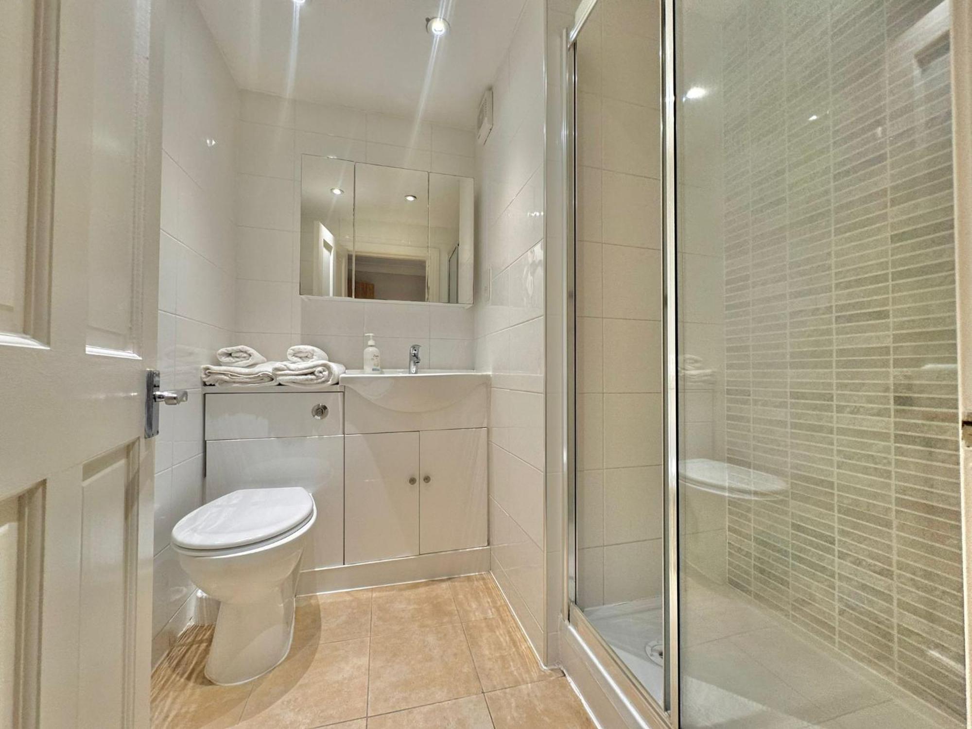 The Beverley Apartments London - Victoria Экстерьер фото